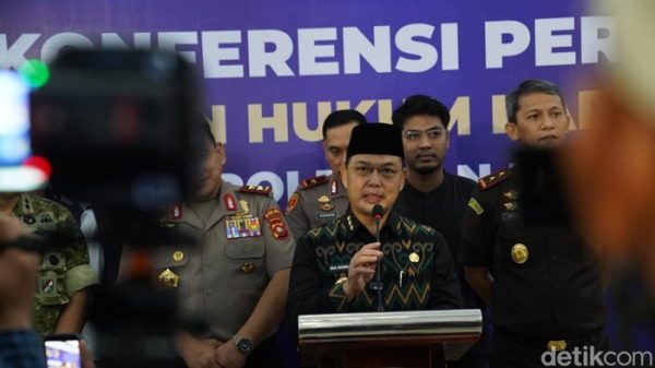 Gubernur Kalbar Apresiasi Langkah Polri Tetapkan 20 Korporasi sebagai Tersangka Karhutla Gubernur Kalbar Apresiasi Langkah Polri Tetapkan 20 Korporasi sebagai Tersangka Karhutla