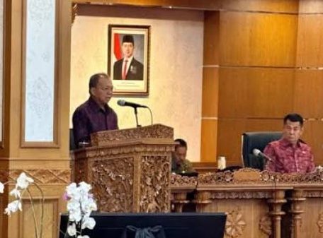 Viral Video Marahi Petugas SPBU, Wayan Koster Akui Kekeliruan dan Sampaikan Penyesalan