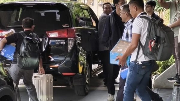 KPK Lakukan Penggeledahan di Kantor Bea Cukai Semarang, Amankan Uang Tunai dalam Penyidikan Kasus Korupsi Cukai