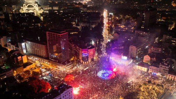 Gerakan Mahasiswa Serbia Tumbangkan Pemimpin 14 Tahun, Ini Awal Perjuangannya Gerakan Mahasiswa Serbia Tumbangkan Pemimpin 14 Tahun, Ini Awal Perjuangannya