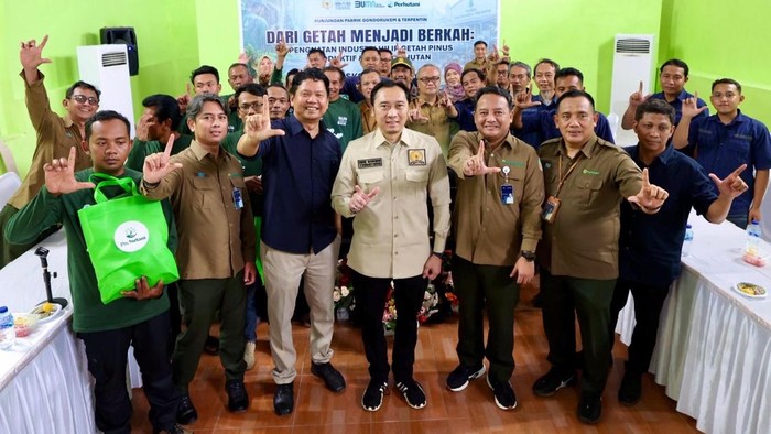 Ibas Dorong Pengolahan Getah Pinus untuk Mendorong Pertumbuhan Ekonomi Ponorogo