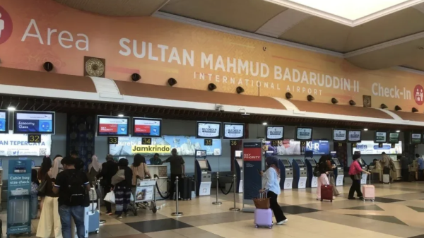 Kabut Asap Ganggu Penerbangan di Palembang, Dua Rute Internasional ke Singapura Dibatalkan