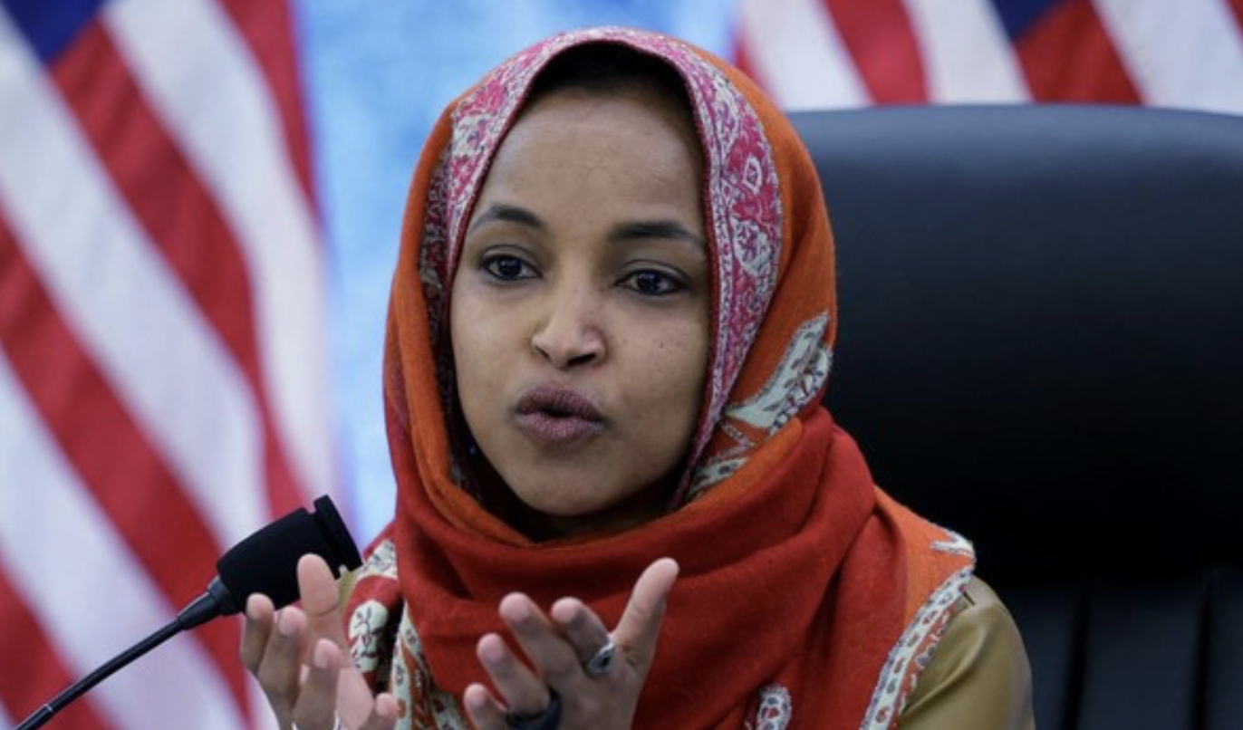 Trump Desak Ilhan Omar Mundur dari Kongres, Tuduh Politikus Demokrat Gunakan Nama Palsu