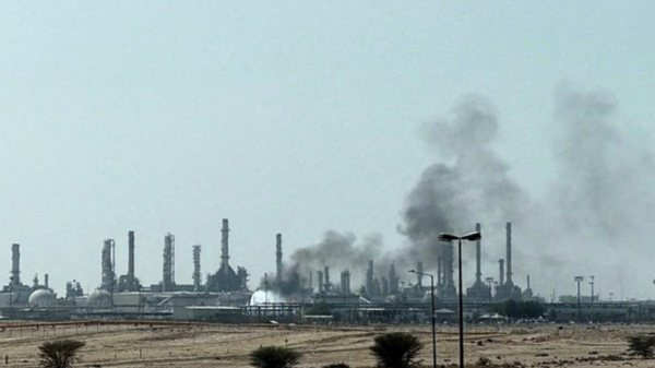 Dua Ledakan Terdengar di Riyadh, Arab Saudi Aktifkan Sistem Peringatan dan Cegat Rudal