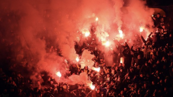 Derbi Istanbul Berakhir Ricuh, Pemain Galatasaray dan Fenerbahce Terlibat Baku Hantam Derbi Istanbul Berakhir Ricuh, Pemain Galatasaray dan Fenerbahce Terlibat Baku Hantam