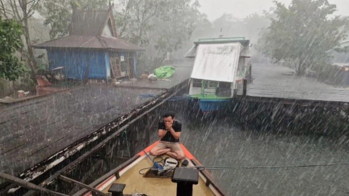 Hujan Guyur Kotawaringin Barat, Titik Panas Karhutla Turun dari 1.059 Menjadi 22