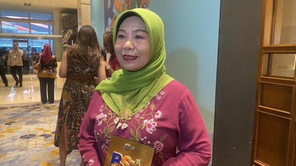 Lurah Kelapa Gading Timur Nilai Benyamin S Award Jadi Pendorong Lurah Lebih Aktif Kembangkan Wilayah Lurah Kelapa Gading Timur Nilai Benyamin S Award Jadi Pendorong Lurah Lebih Aktif Kembangkan Wilayah